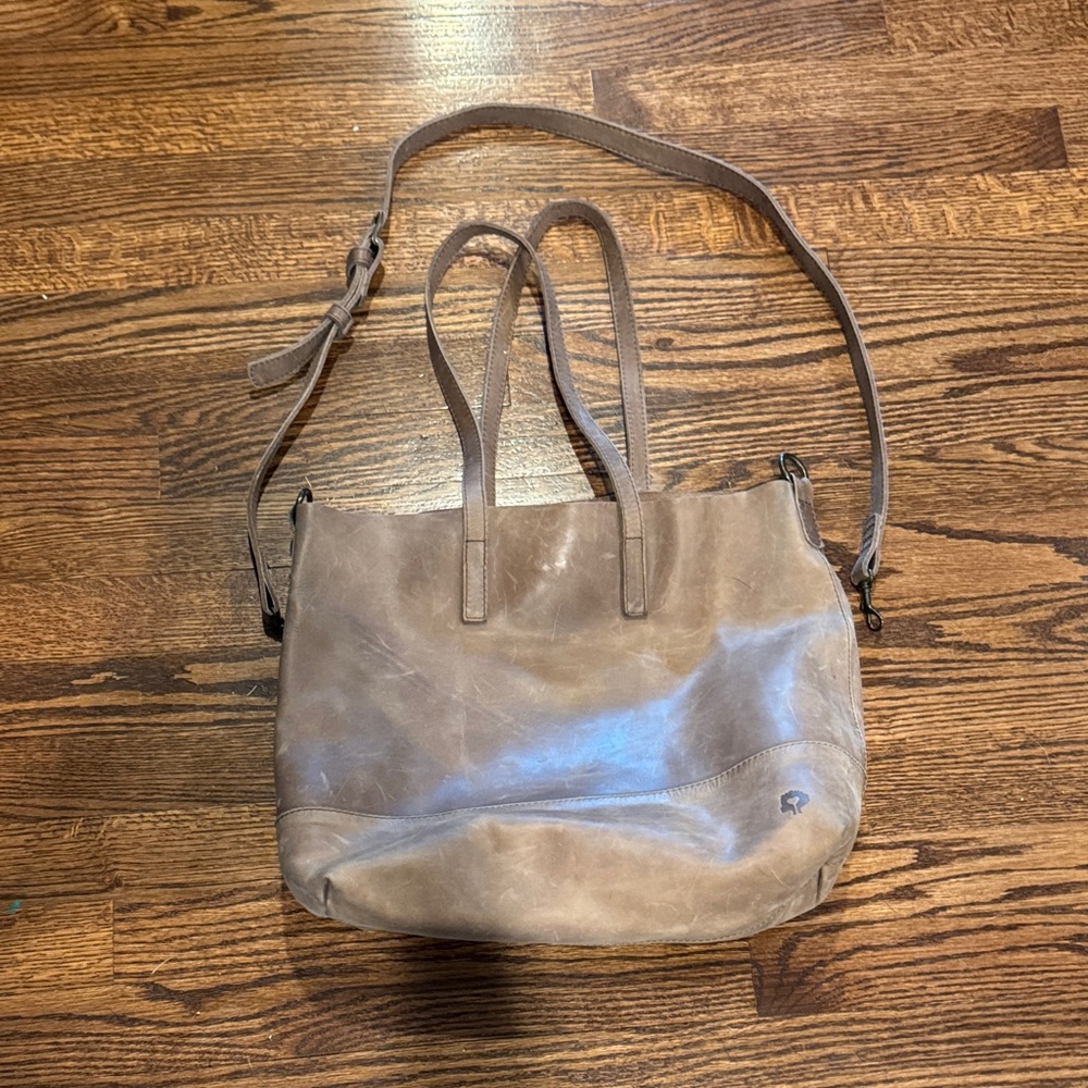 Fashionable Leather Tote Bag